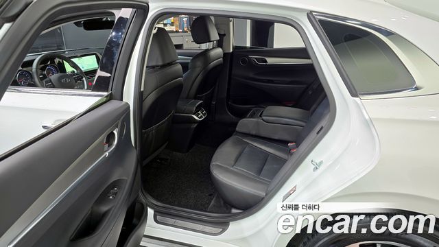 Hyundai Grandeur (IG) 2.5 Premium 2022 — фото 11