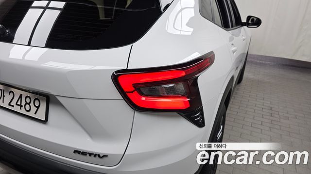 Chevrolet Trax Crossover 1.2 ACTIV Plus 2024 — фото 23