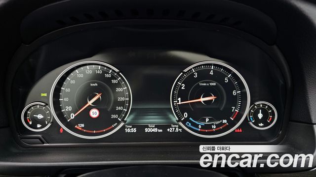 BMW 5 Series (F10) 528i Luxury Plus 2016 — фото 8