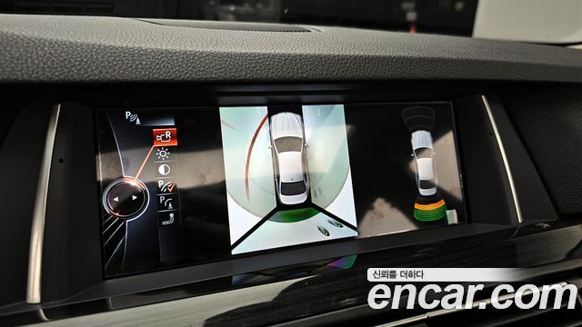 BMW 5 Series (F10) 528i Luxury Plus 2016 — фото 15