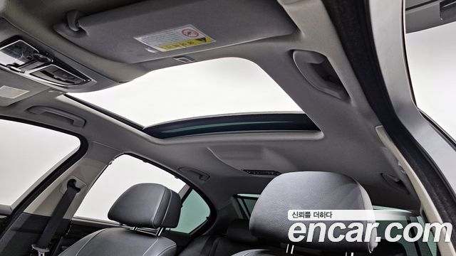 BMW 5 Series (F10) 528i Luxury Plus 2016 — фото 19