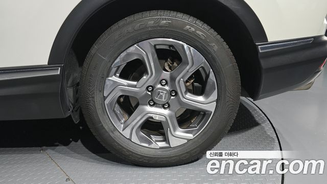 Honda CR-V (V) 1.5 EX-L 2WD 2019 — фото 21