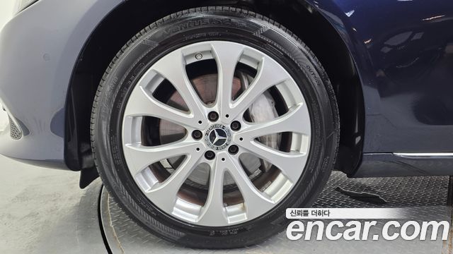Mercedes-Benz E-Class (W213) E300 Exclusive 2019 — фото 5