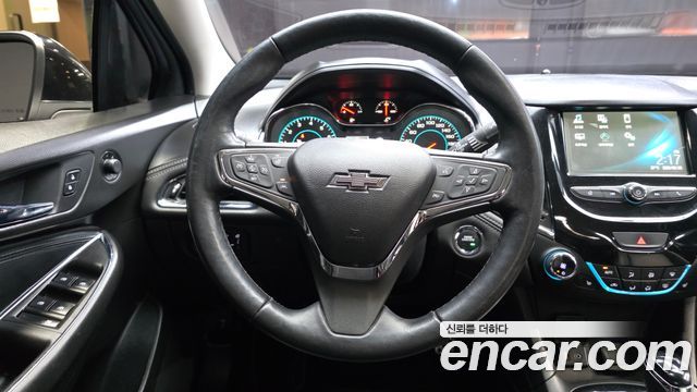 Chevrolet Cruze 1.4 Turbo LTZ Deluxe 2017 — фото 13