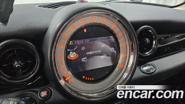 MINI Cooper D Standard 2nd 2013 — фото 14