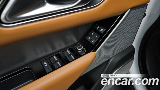 Land Rover Range Rover Velar 3.0 P400 R-Dynamic HSE 2021 — фото 36