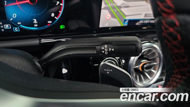 Mercedes-Benz GLA-Class (H247) GLA250 4MATIC 2023 — фото 9