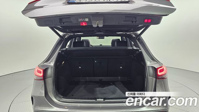 Mercedes-Benz GLA-Class (H247) GLA250 4MATIC 2023 — фото 24