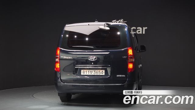 Hyundai Grand Starex Van 5-Seater Modern 2021 — фото 4