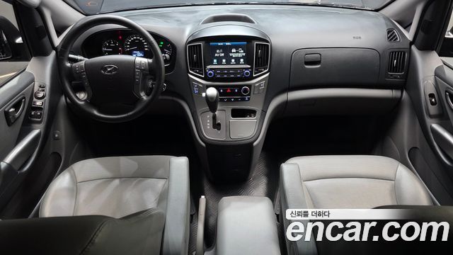 Hyundai Grand Starex Van 5-Seater Modern 2021 — фото 7