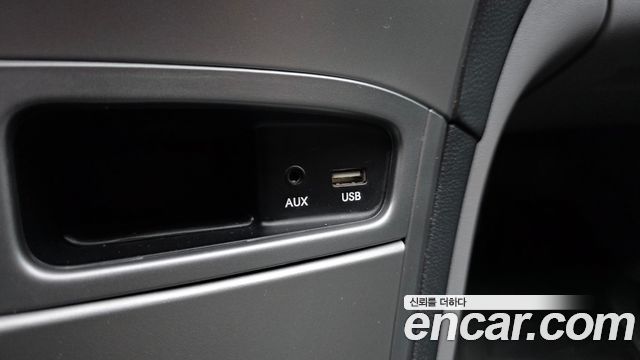 Hyundai Grand Starex Van 5-Seater Modern 2021 — фото 29