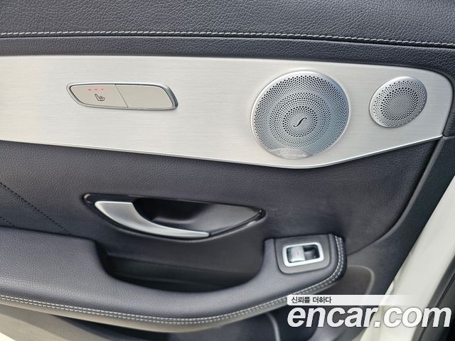 Mercedes-Benz GLC-Class (X253) GLC300 4MATIC AMG Line 2019 — фото 10