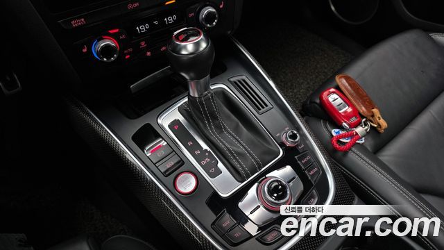 Audi SQ5 3.0 TDI Quattro 8R 2015 — фото 9