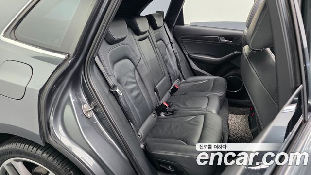 Audi SQ5 3.0 TDI Quattro 8R 2015 — фото 11