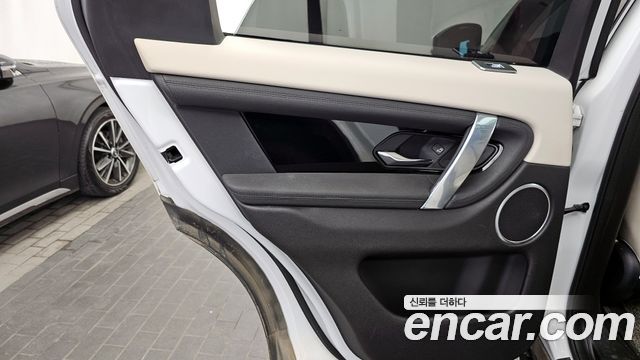 Land Rover Discovery Sport (II) P250 SE 2022 — фото 25