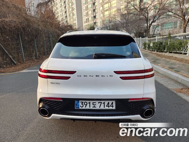 Genesis GV70 2.5T Gasoline 2WD 2022 — фото 4