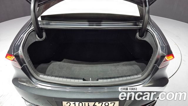 Hyundai Grandeur (IG) 2.5 Premium Choice 2021 — фото 16