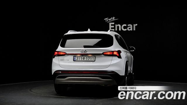 Hyundai Santa Fe Gasoline 2.5T 2WD Prestige 2021 — фото 4