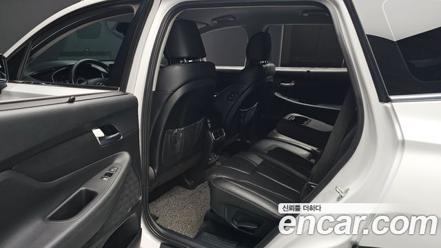 Hyundai Santa Fe Gasoline 2.5T 2WD Prestige 2021 — фото 12