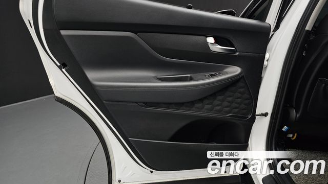 Hyundai Santa Fe Gasoline 2.5T 2WD Prestige 2021 — фото 25