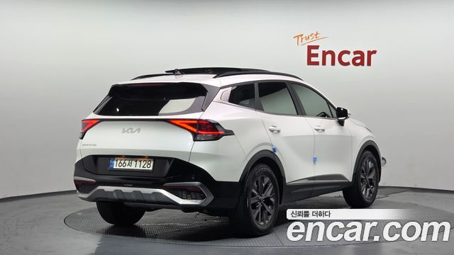 Kia Sportage (V) Gasoline 1.6 Turbo 2WD Signature 2022 — фото 2
