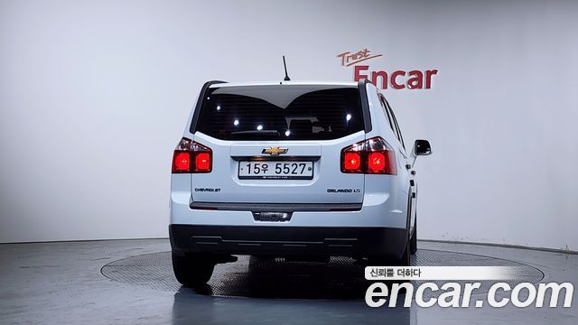 Chevrolet Orlando 2.0 Diesel LS Deluxe 2012 — фото 4
