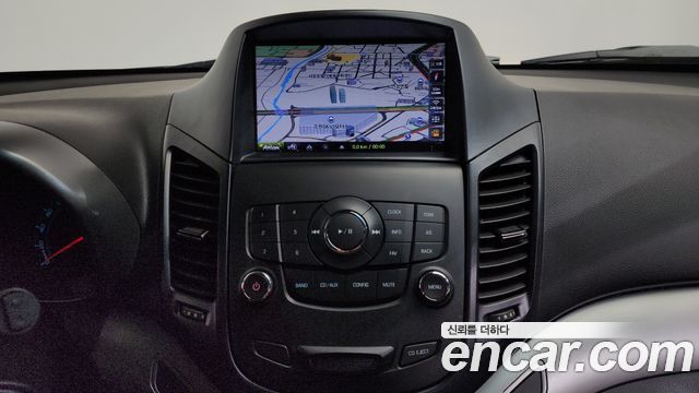 Chevrolet Orlando 2.0 Diesel LS Deluxe 2012 — фото 16