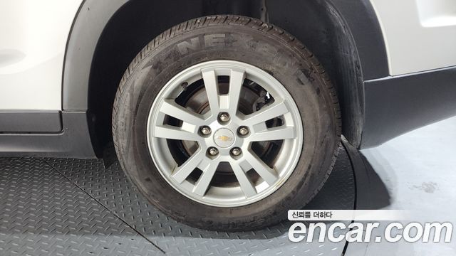 Chevrolet Orlando 2.0 Diesel LS Deluxe 2012 — фото 27