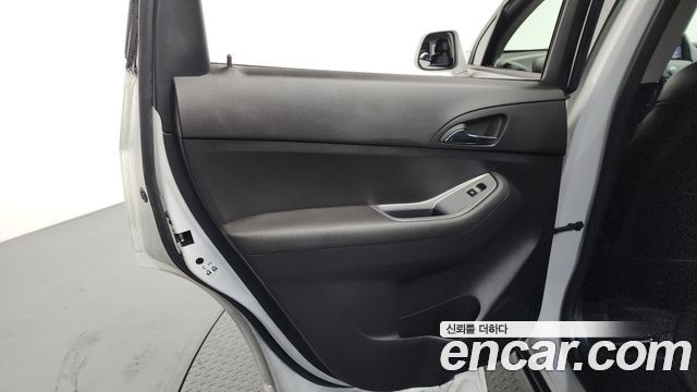 Chevrolet Orlando 2.0 Diesel LS Deluxe 2012 — фото 31