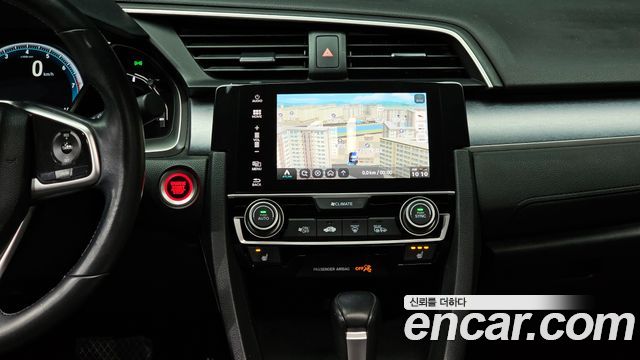Honda Civic 2.0 10th 2017 — фото 13