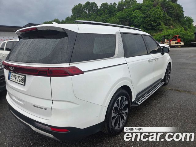 Kia Carnival (IV) Diesel 7-Seater Signature 2023 — фото 5