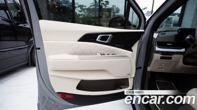 Kia Carnival (IV) Gasoline 9-Seater Hi Limousine (7-seater Limousine(Special vehicle) 2026 — фото 6