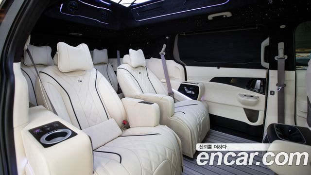 Kia Carnival (IV) Gasoline 9-Seater Hi Limousine (7-seater Limousine(Special vehicle) 2026 — фото 9