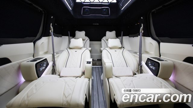 Kia Carnival (IV) Gasoline 9-Seater Hi Limousine (7-seater Limousine(Special vehicle) 2026 — фото 15