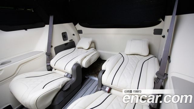 Kia Carnival (IV) Gasoline 9-Seater Hi Limousine (7-seater Limousine(Special vehicle) 2026 — фото 19