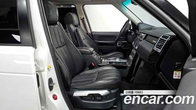 Land Rover Range Rover 4.4 TDV8 Vogue 2011 — фото 15