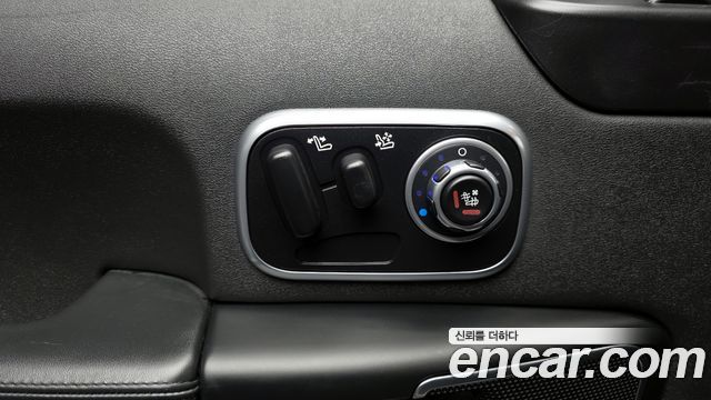 Land Rover Range Rover 4.4 TDV8 Vogue 2011 — фото 22