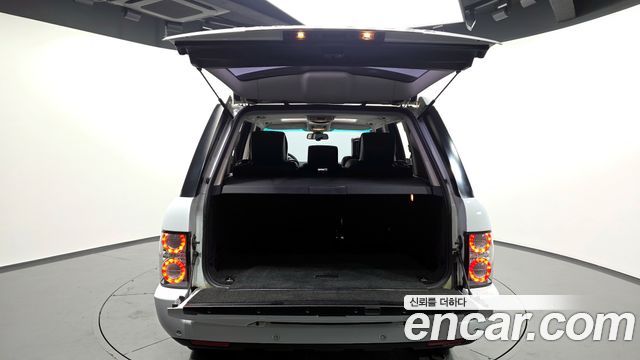 Land Rover Range Rover 4.4 TDV8 Vogue 2011 — фото 23