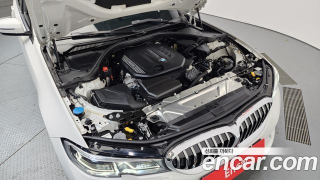 BMW 3 Series (G20) 320d Touring Luxury 2022 — фото 6