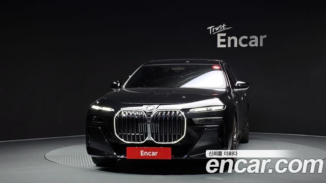 BMW 7 Series (G70) 740i xDrive M Sport 2024 — фото 3
