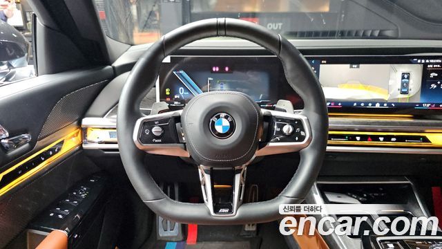 BMW 7 Series (G70) 740i xDrive M Sport 2024 — фото 13