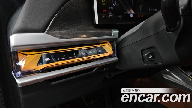 BMW 7 Series (G70) 740i xDrive M Sport 2024 — фото 29
