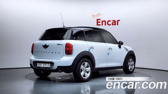 MINI Cooper D Countryman Standard 1st 2015 — фото 2