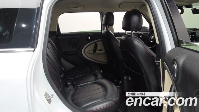 MINI Cooper D Countryman Standard 1st 2015 — фото 16