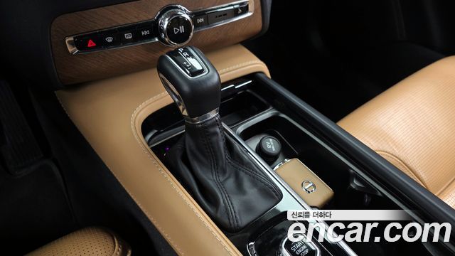 Volvo XC90 (II) D5 Inscription 2019 — фото 9