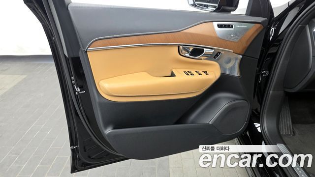 Volvo XC90 (II) D5 Inscription 2019 — фото 24