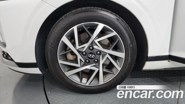 Hyundai Grandeur (GN7) 3.5 LPG 2WD Premium 2023 — фото 5
