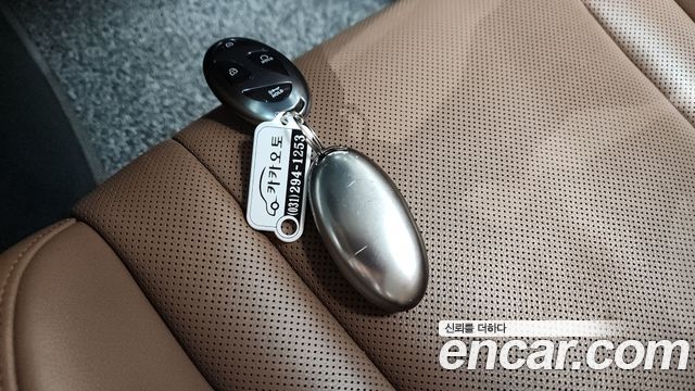 Hyundai Grandeur (GN7) 3.5 LPG 2WD Premium 2023 — фото 15