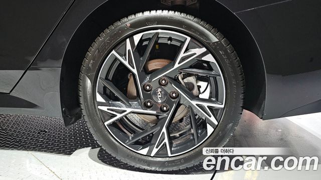 Kia K5 (III) 2.0 Signature 2025 — фото 27
