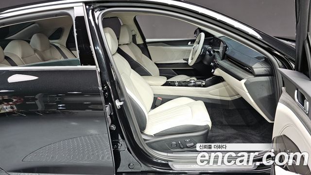 Kia K5 (III) 2.0 Signature 2025 — фото 32